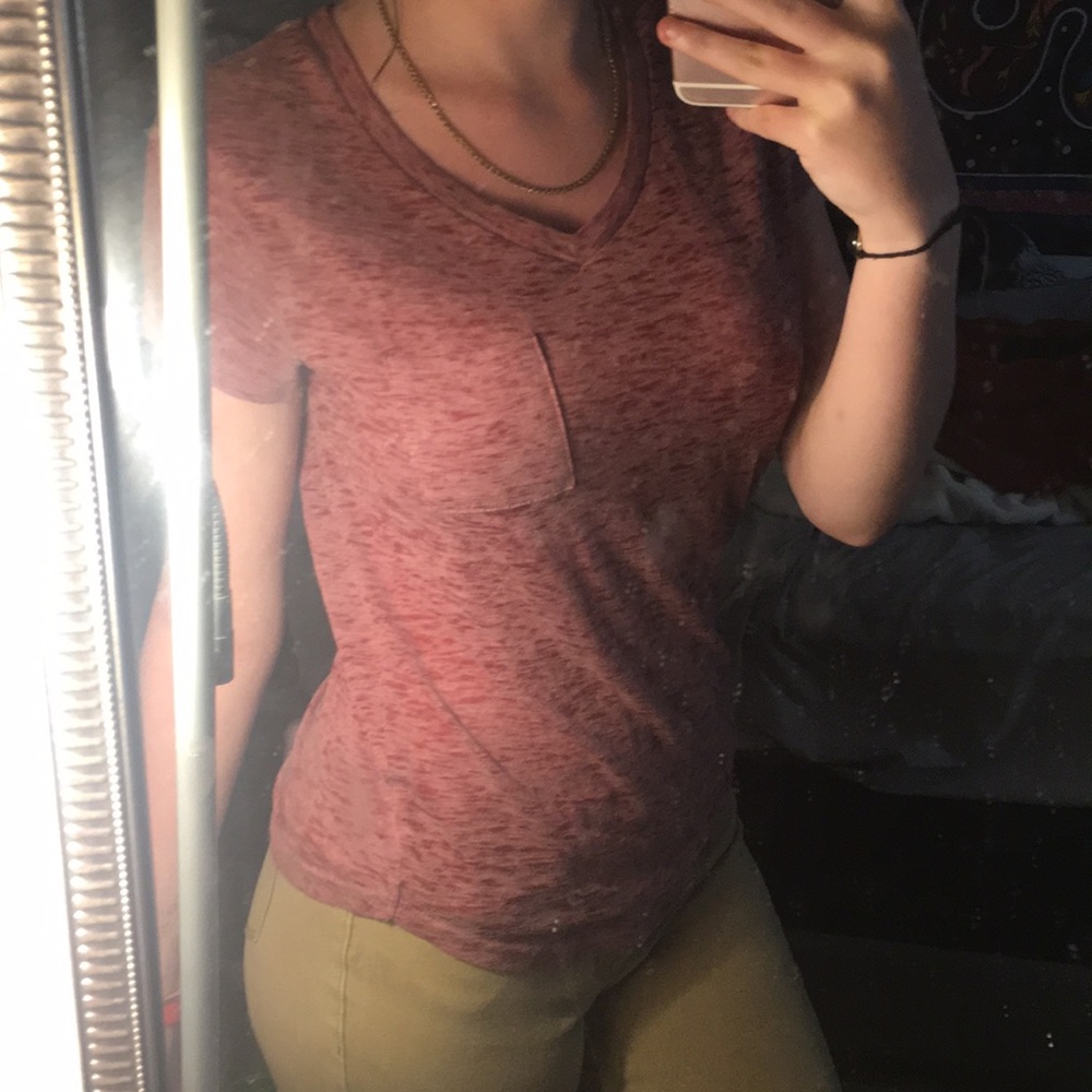 pink t-shirt